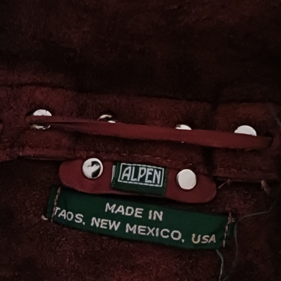 Alpen Made in Taos New Mexico Leather Backpack with Sheepskin lined Straps main image 8